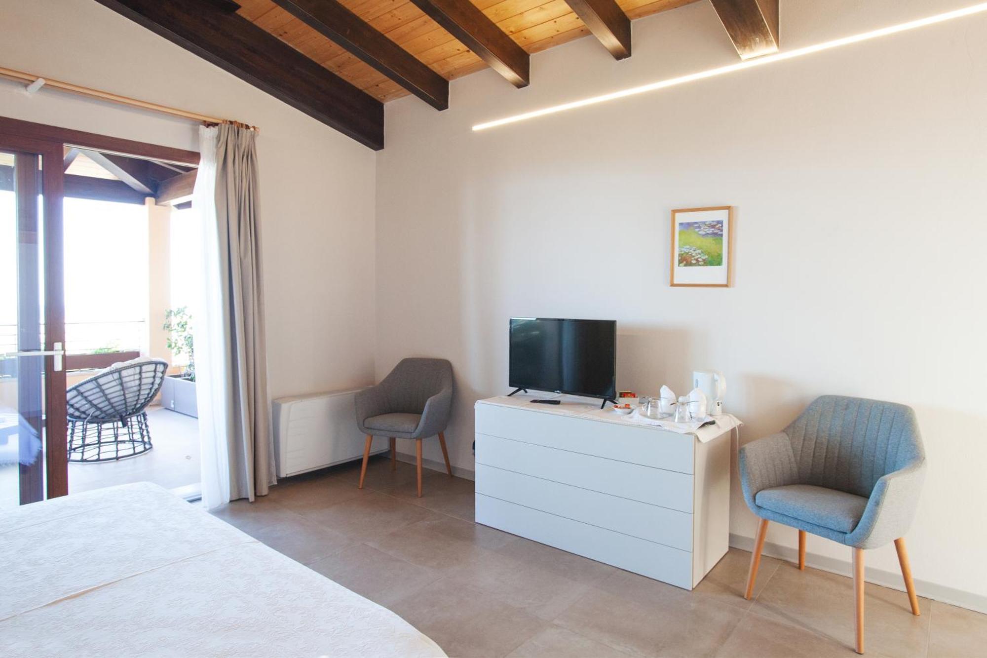 Le Tre Civette - Residenza Di Campagna Bed & Breakfast Villa San Pietro Eksteriør bilde