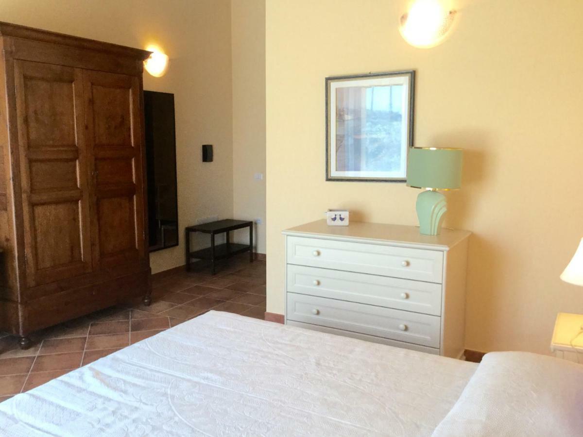 Le Tre Civette - Residenza Di Campagna Bed & Breakfast Villa San Pietro Eksteriør bilde